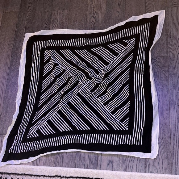 Black and White Striped Geo Square Scarf - Picture 3 of 8